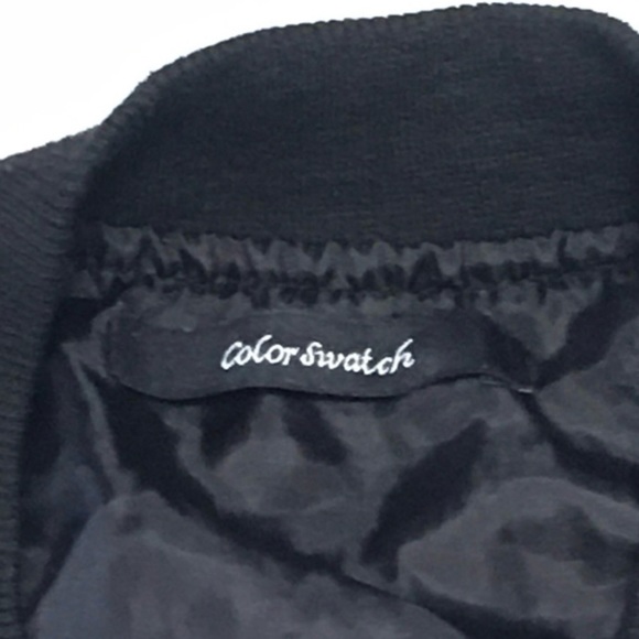 Color Swatch - Picture 3 of 4